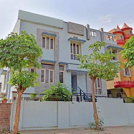 Hotel O Star Board Джайпур Екстериор снимка